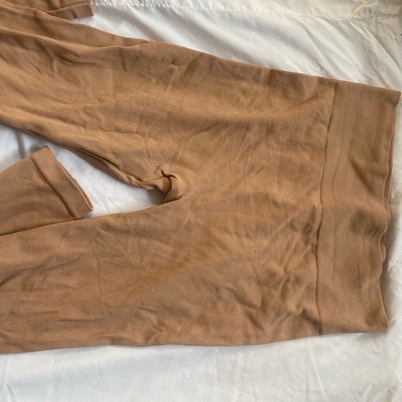 TAN LEGGINGS - Picture 5 of 5